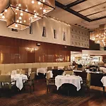 Park Hyatt - Center Luxury Zürih