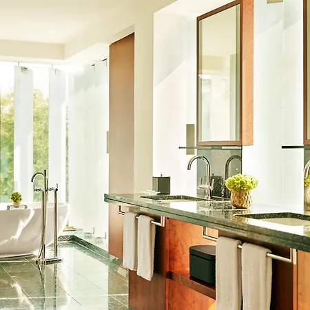 Park Hyatt - Center Luxury