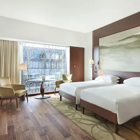 Park Hyatt - Center Luxury 5* Zürih