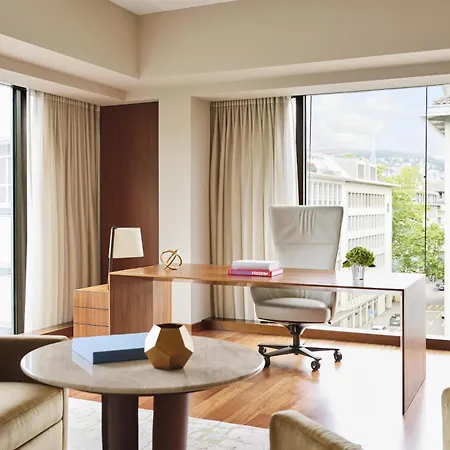 Szálloda Park Hyatt - Center Luxury Zürich