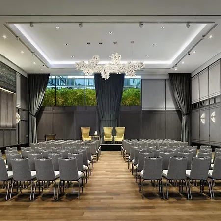 Park Hyatt - Center Luxury