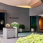 Park Hyatt - Center Luxury 취리히